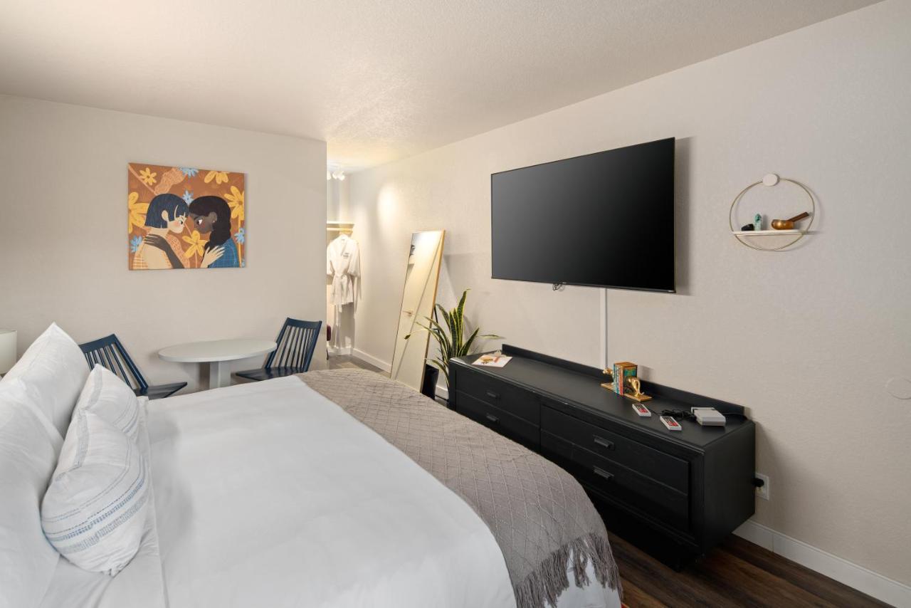 Hotel Mccoy Пулман Екстериор снимка