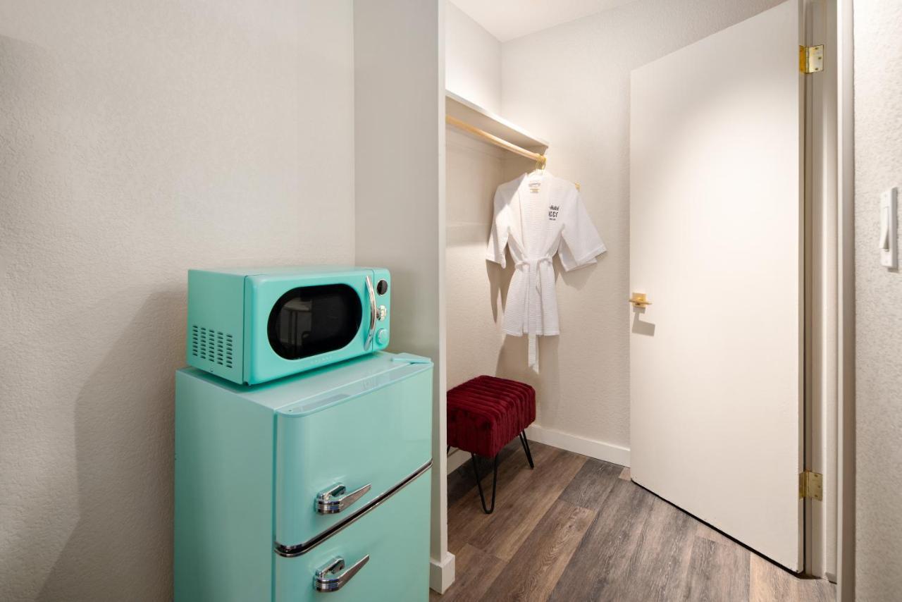 Hotel Mccoy Пулман Екстериор снимка